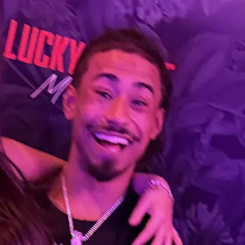 Julian Newman on stream